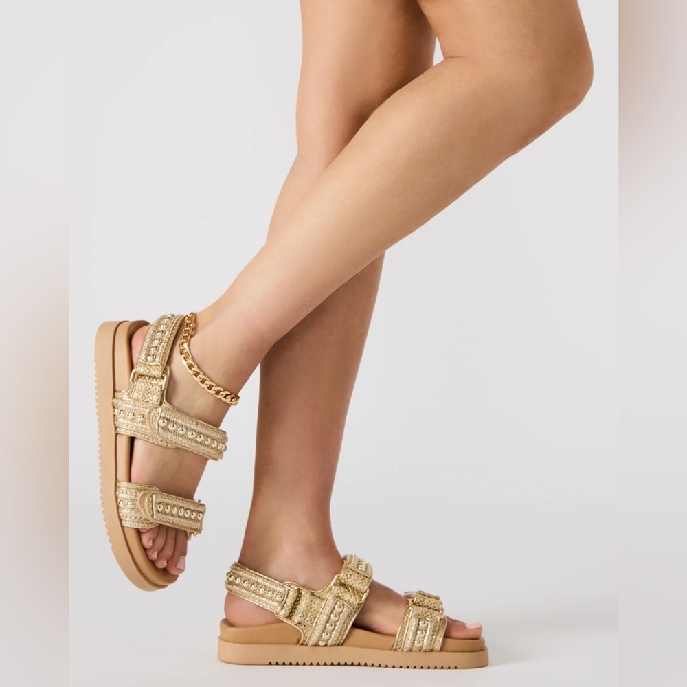 Women's Steve Madden Mona Sandal - Gold Embellished size 8.5